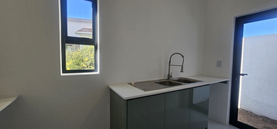 3 Bedroom Property for Sale in Myburgh Park Western Cape